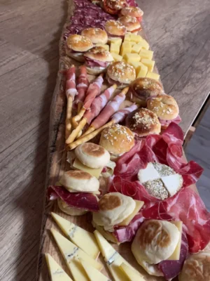 img-2649 planche gourmande 1 mètre apéro