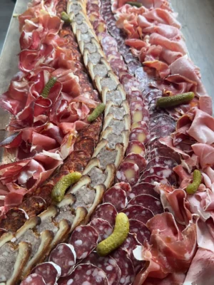 charcuterie par Fromangele, votre fromagerie en Savoie